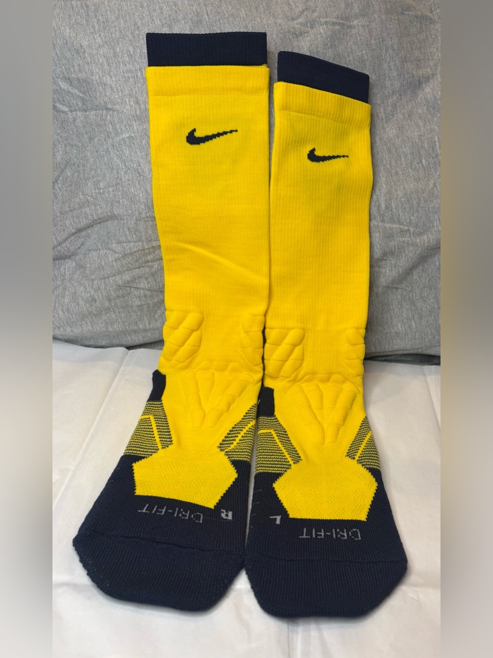 Nike Elite Vapor Crew Football Socks - Navy/Yellow XLarge Cushioned